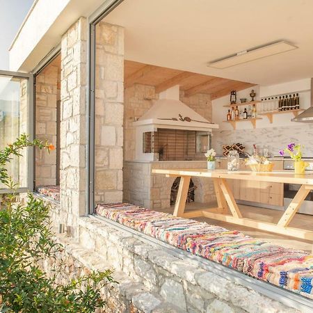 First House Apartment Himare Exterior photo
