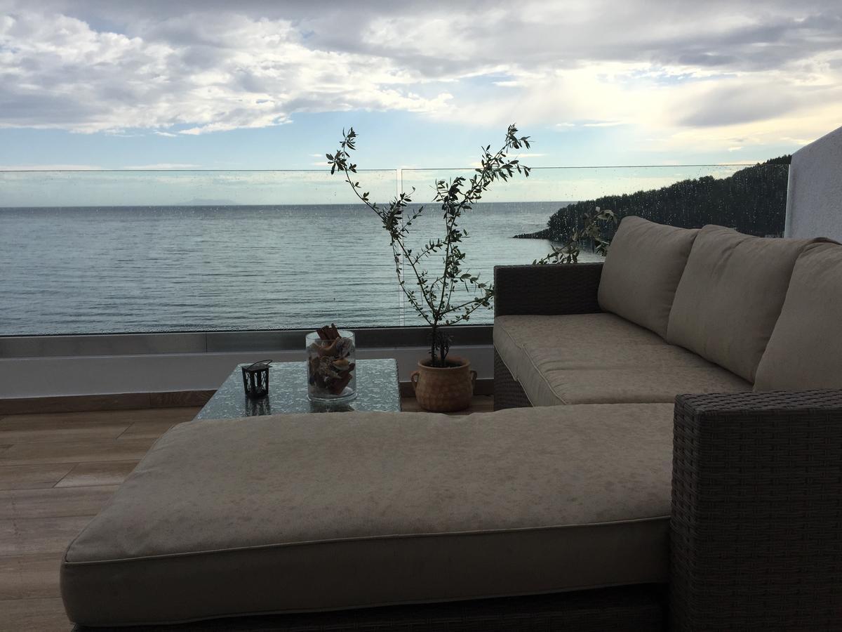 First House Apartment Himare Exterior photo