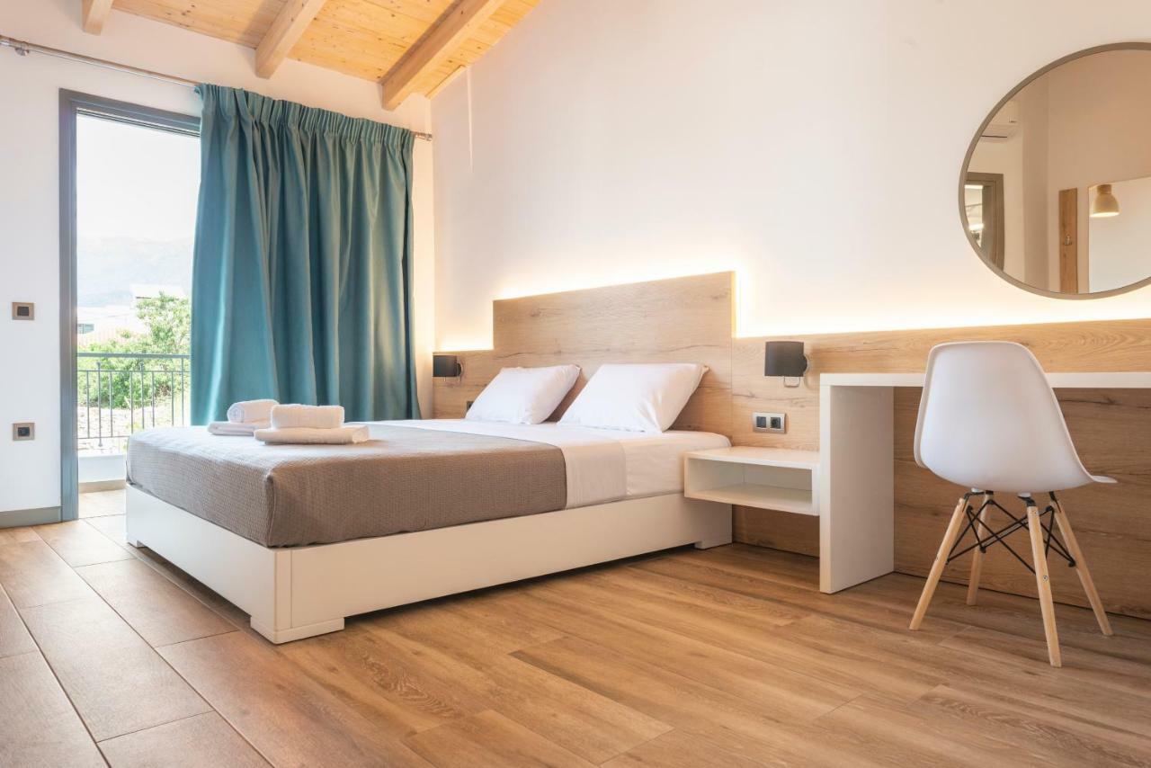 First House Apartment Himare Exterior photo