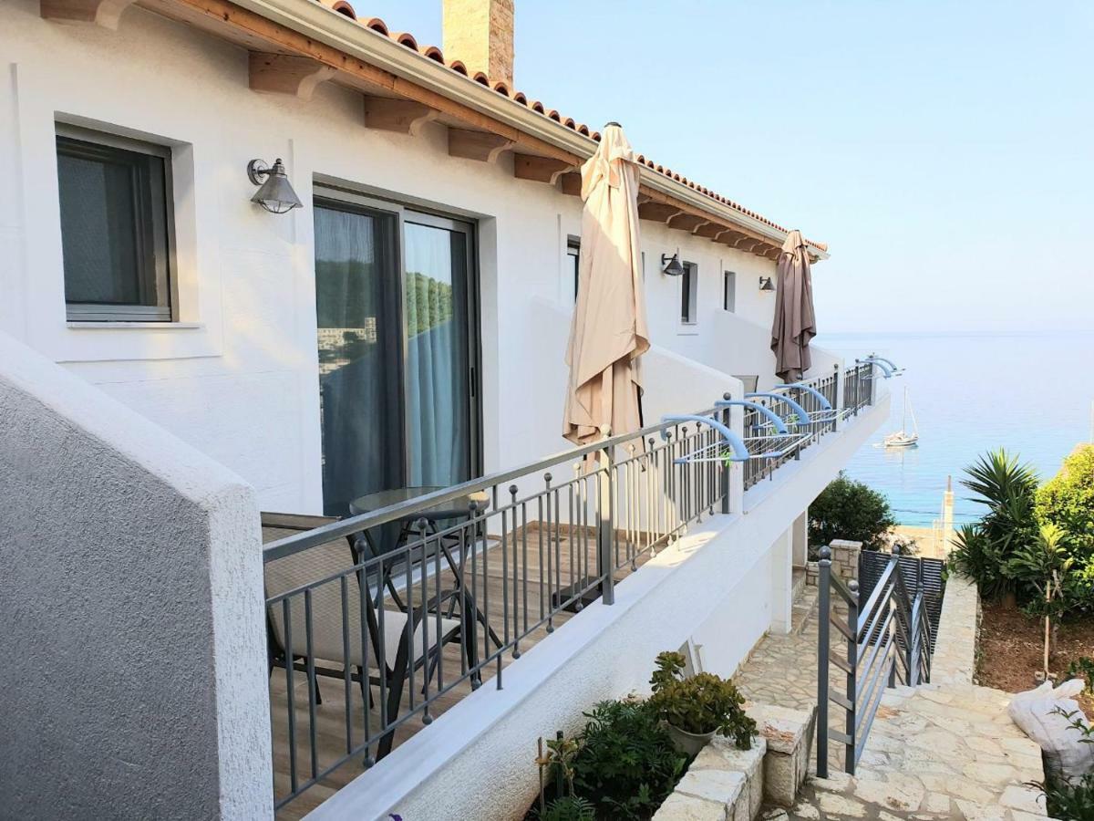 First House Apartment Himare Exterior photo